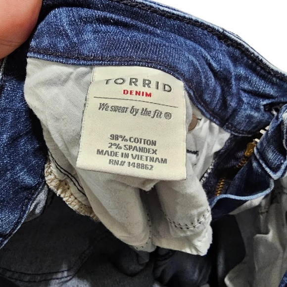 Torrid Dark Wash with Doodle Art Girlfriend Jeans - Picture 6 of 10